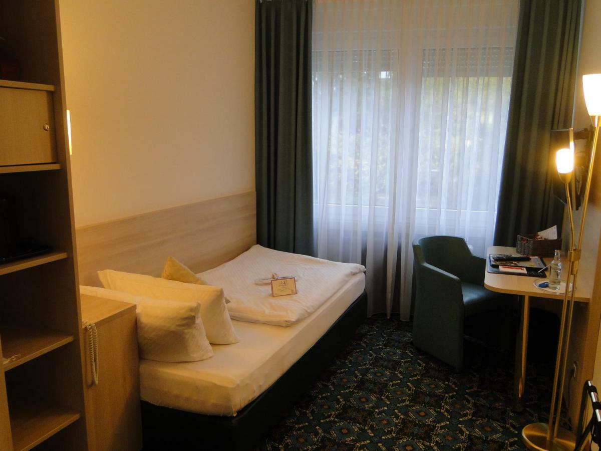 Stadthotel Geis Bad Neustadt an der Saale Zewnętrze zdjęcie